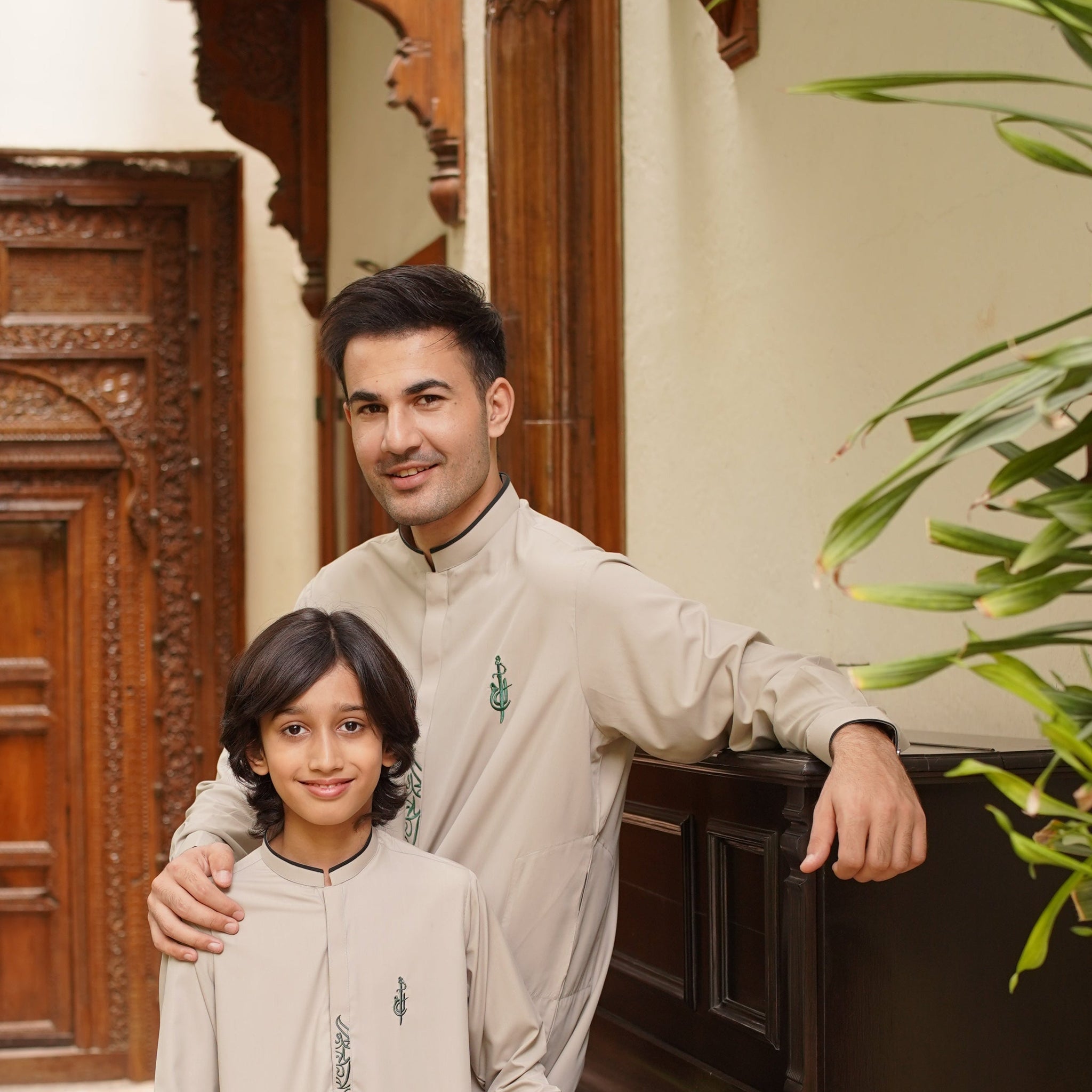 Al Ameer premium Egyptian cotton thobe and matching kids’ thobes displayed together, showcasing the new restocked collection for Ramadan